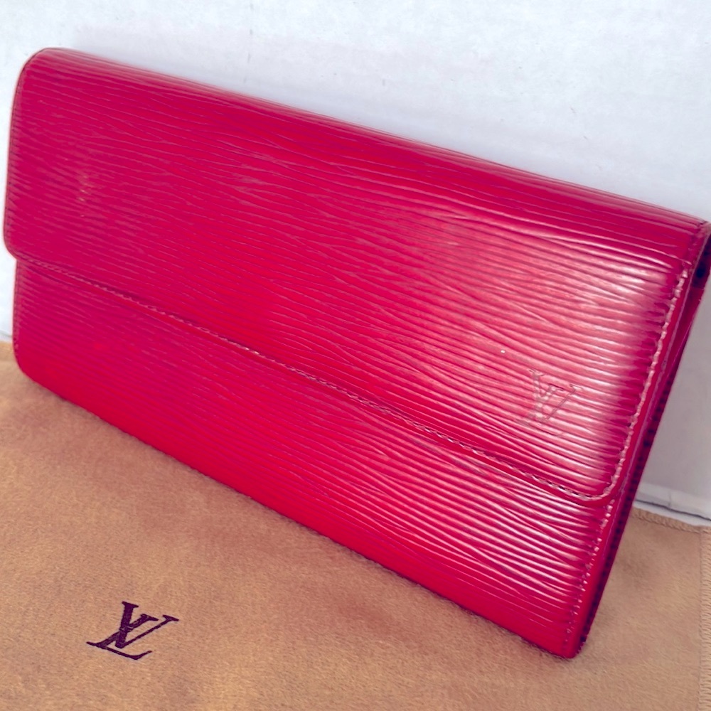 Authentic Louis Vuitton Epi Pochette Coin/Credit Card Red Long Wallet.